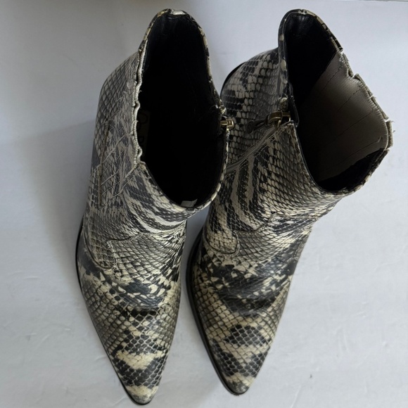 Blondo Elvina Waterproof Ankle Boots Snakeskin Print Leather Size 7 Western - Picture 5 of 15